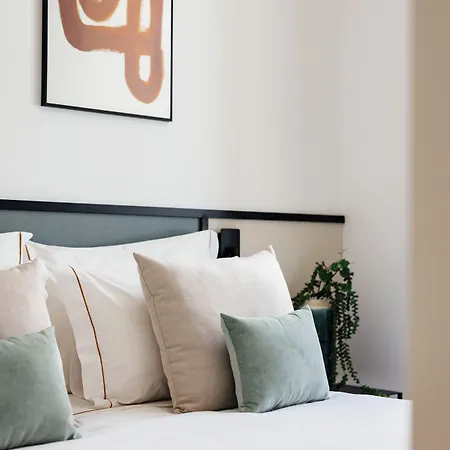 Aparthotel The House On The Pink Street In 4*