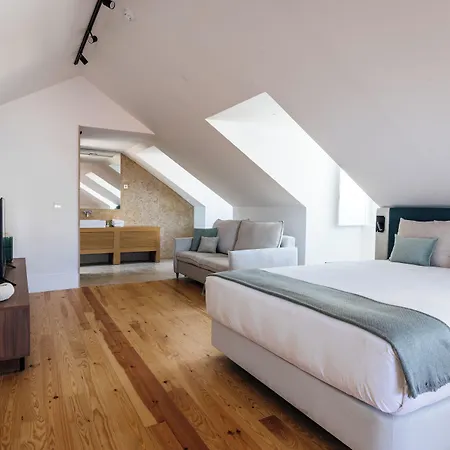 The House On The Pink Street In 4* Lissabon