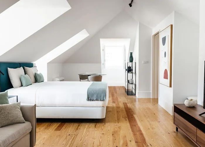 The House On The Pink Street In 4* Lissabon