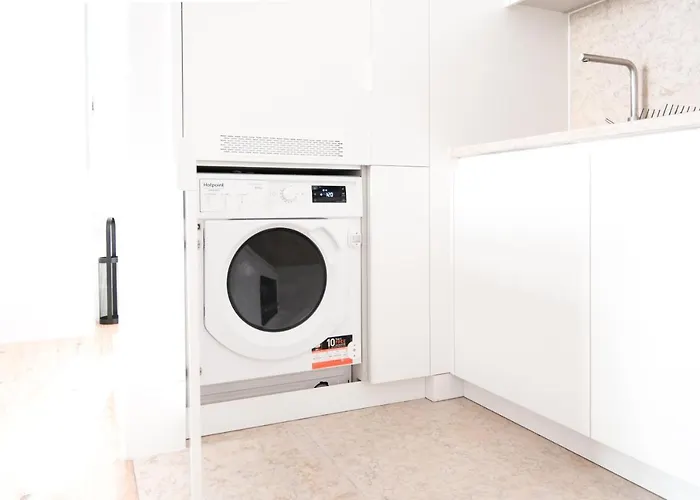 The House On The Pink Street In 4*