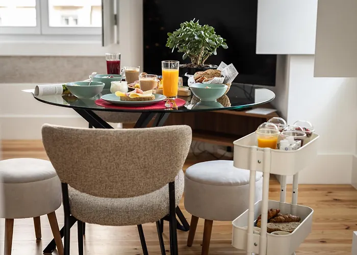 The House On The Pink Street In 4* Lissabon